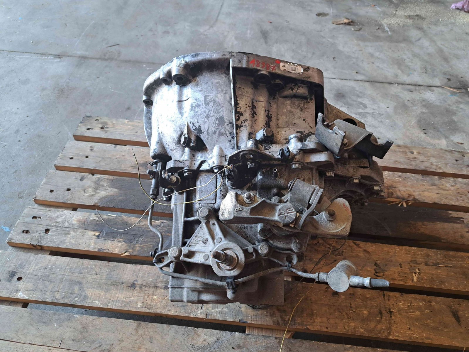 Cutie viteze manuala 6 trepte Renault Megane 2 Coupe-Cabriolet [Fabr 2002-2008] 8200559512 1.9 F9Q-800 88KW / 120CP 1.9 F9Q-800 88KW / 120CP - imagine 3