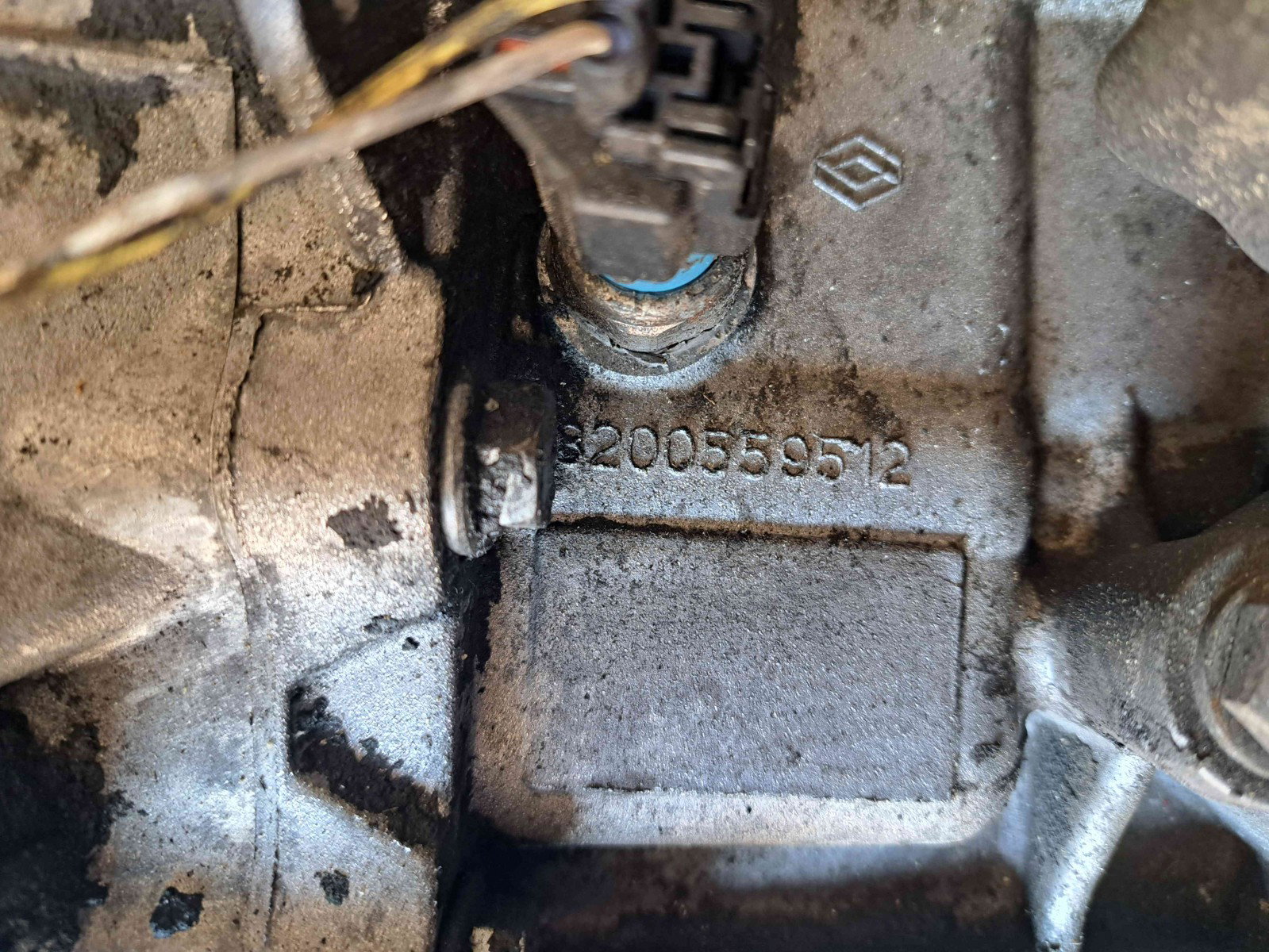 Cutie viteze manuala 6 trepte Renault Megane 2 Coupe-Cabriolet [Fabr 2002-2008] 8200559512 1.9 F9Q-800 88KW / 120CP 1.9 F9Q-800 88KW / 120CP - imagine 4