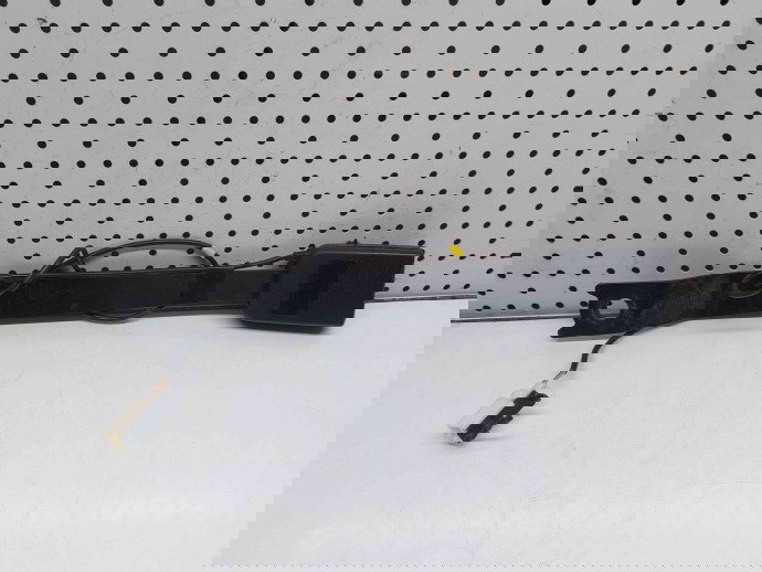  Capsa centura stanga fata Nissan Qashqai Facelift (2) [Fabr 2009-2013] 86842JD00E