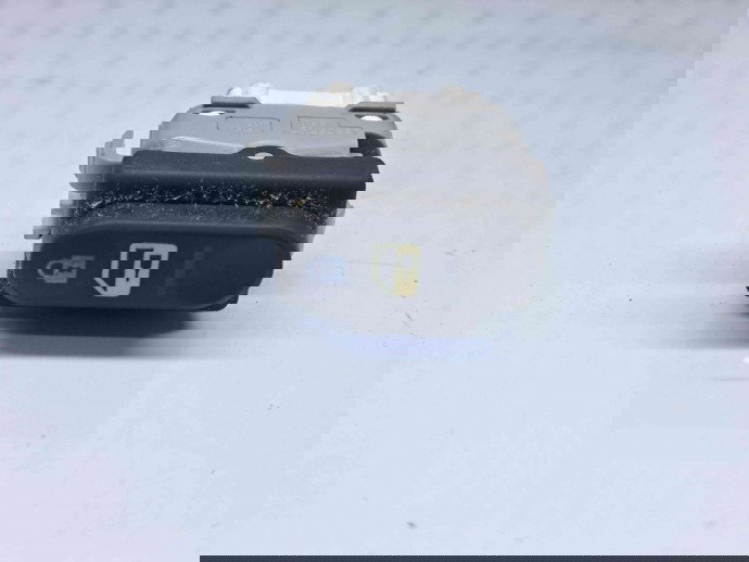  Buton blocare usi Nissan Qashqai [Fabr 2007-2014] 2808203