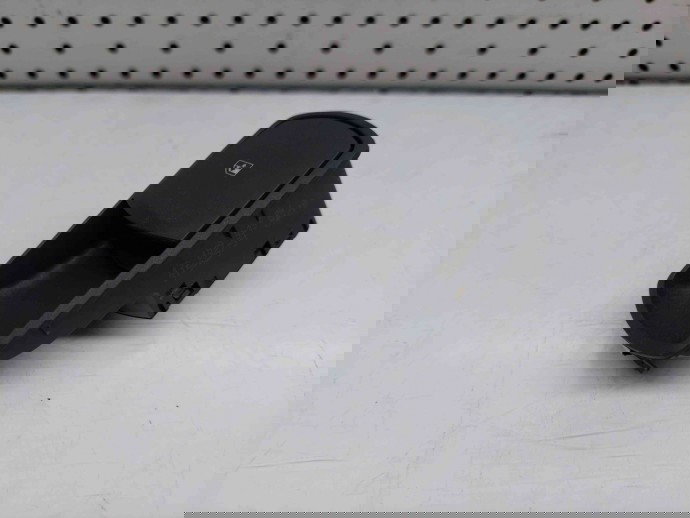  Buton geam dreapta fata Opel Corsa D [Fabr 2006-2013] 13189333