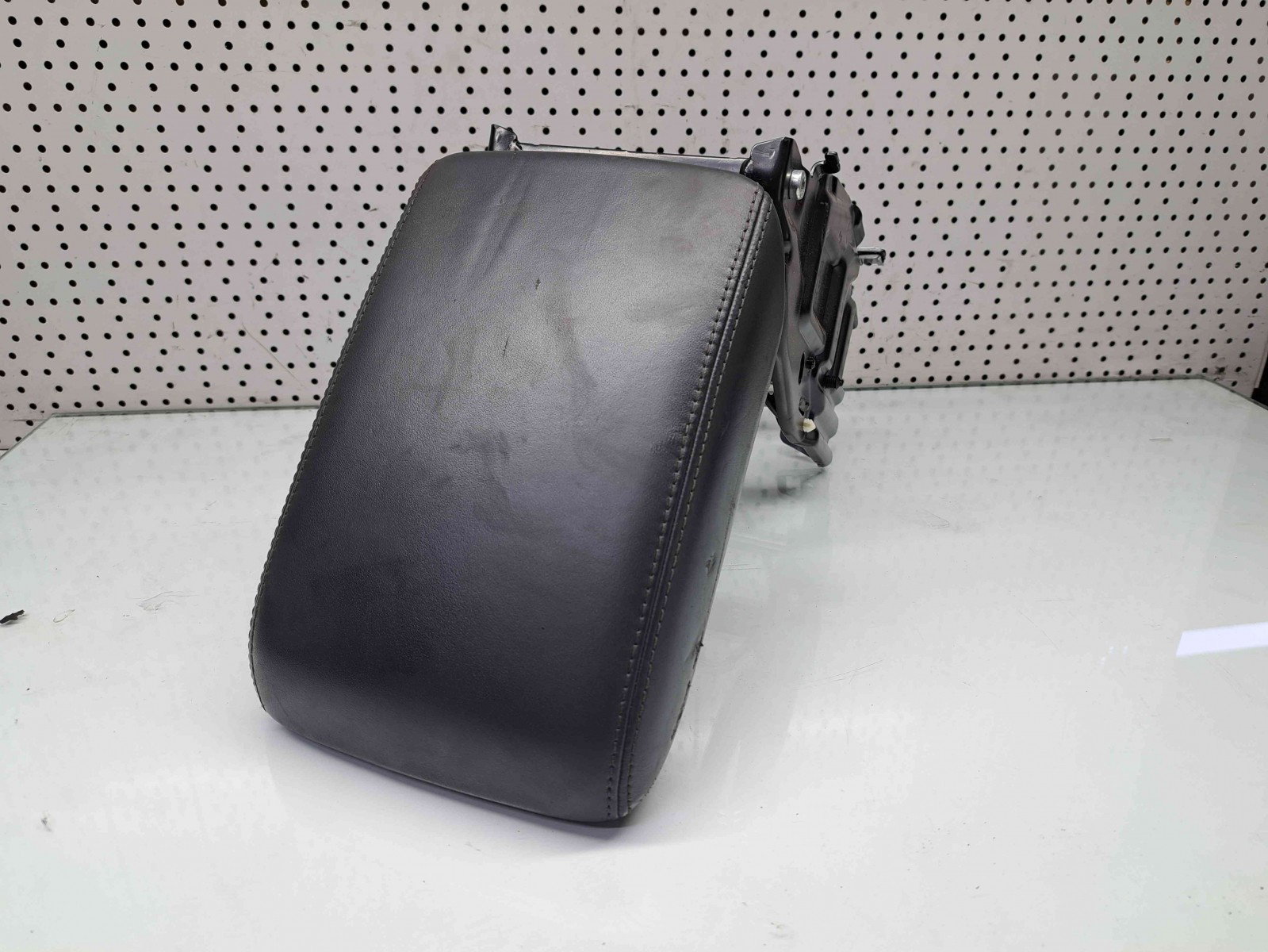 Cotiera Audi A4 (8K5, B8) Avant [Fabr 2008-2015] 8K0864283 - imagine 1