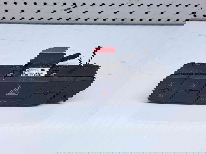  Buton avarii Seat Ibiza 5 (6J5) [Fabr 2008-2017] 10001636