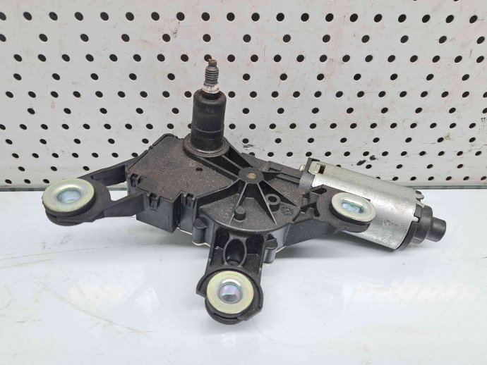  Motoras stergator haion Audi A3 Sportback (8PA) [Fabr 2004-2013] 8R0955711C
