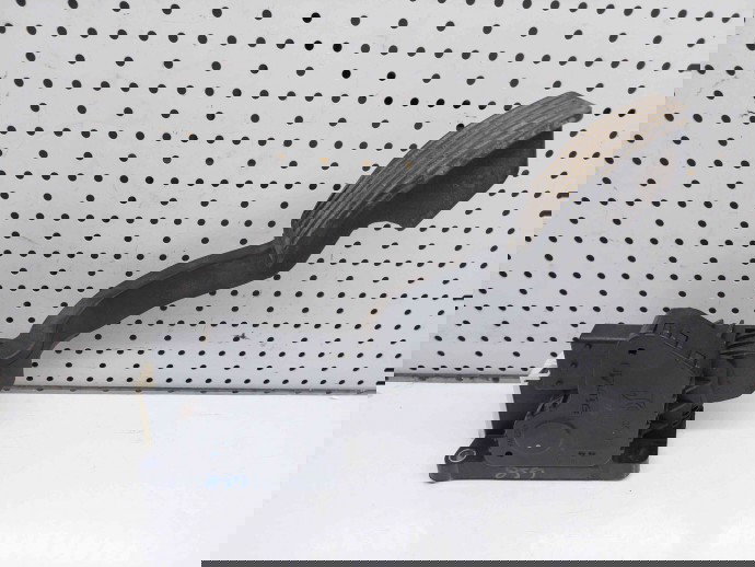  Pedala acceleratie Opel Corsa D [Fabr 2006-2013] 13305804