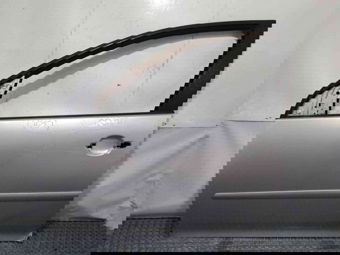 Usa stanga fata Volkswagen Golf 5 (1K1) [Fabr 2004-2008] LA7W