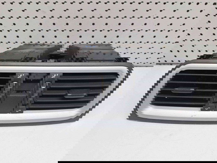  Grila aerisire centrala Skoda Fabia 2 Combi (5J, 545) [Fabr 2007-2014] 5J0820951