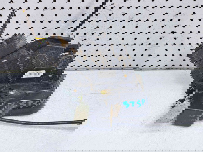 Broasca usa stanga spate Ford Focus 2 (DA) [Fabr 2004-2012] 4M5A-A26413-BB