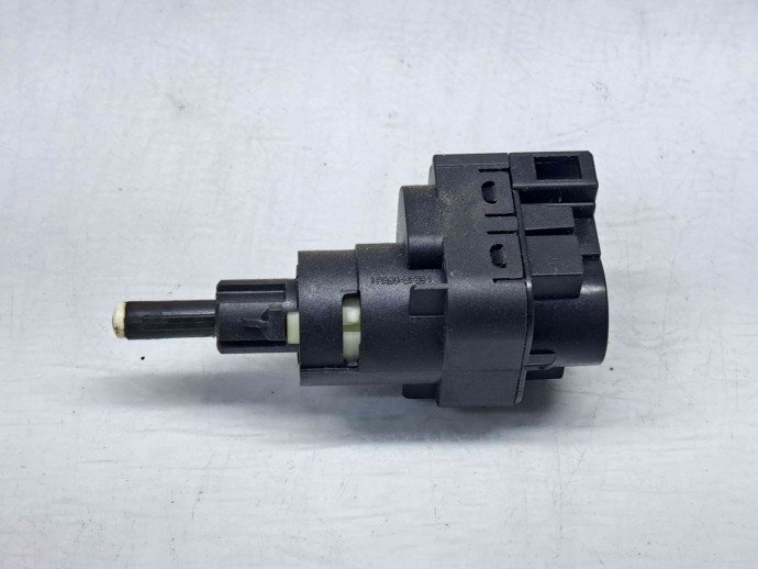 Comutator lumini frana Skoda Fabia 2 Combi (5J, 545) [Fabr 2007-2014] 6Q0945511 1.2 B CGPA 51KW / 70CP