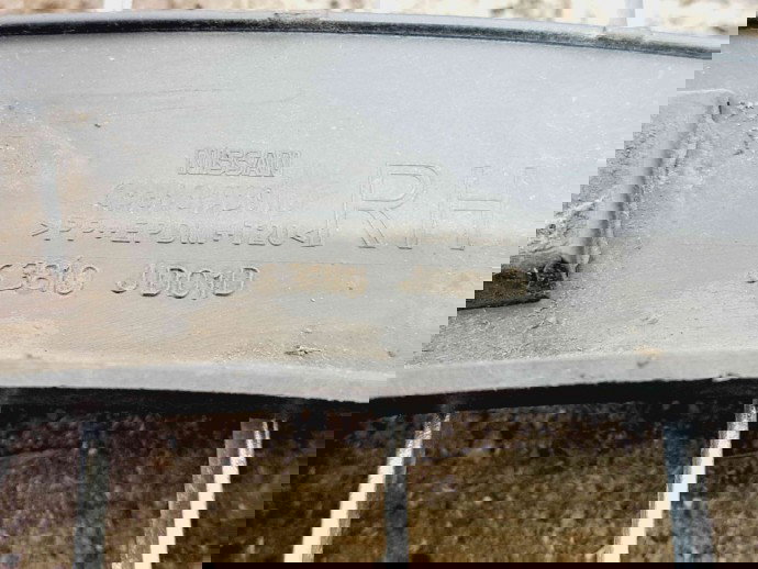 Ornament aripa dreapta fata Nissan Qashqai [Fabr 2007-2014] 63810JD01D