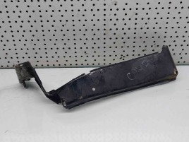 Suport aripa dreapta fata Audi A4 (8K2, B8) [Fabr 2008-2015] 8K0821136A