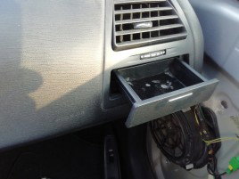 Scrumiera Citroen C4 1.6HDI EZR 2004-201