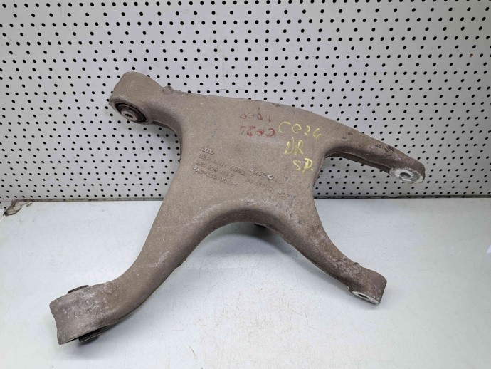 Brat suspensie roata dreapta spate Audi Q5 (8RB) Facelift [ Fabr 2008-2016] 8R0505312F 2.0 TDI CNHA  