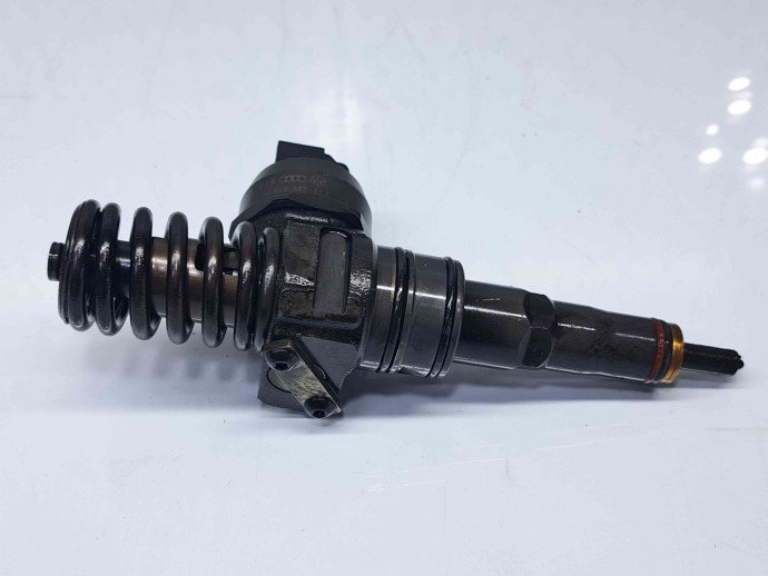 Injector Seat Leon (1P1) [Fabr 2005-2011] 038130073AG 1.9 TDI BXE 77KW  