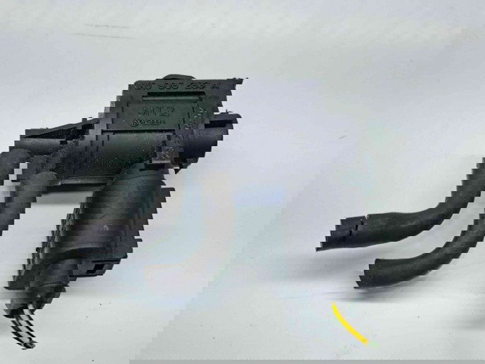 Supapa vacuum Seat Leon (1P1) [Fabr 2005-2011] 1K0906283A 2.0 TDI BMN 2.0 TDI BMN 125KW / 170CP