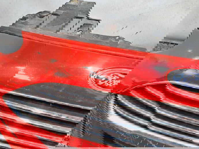 Bara fata Ford Fiesta 6 [Fabr 2008-2019] RACE RED