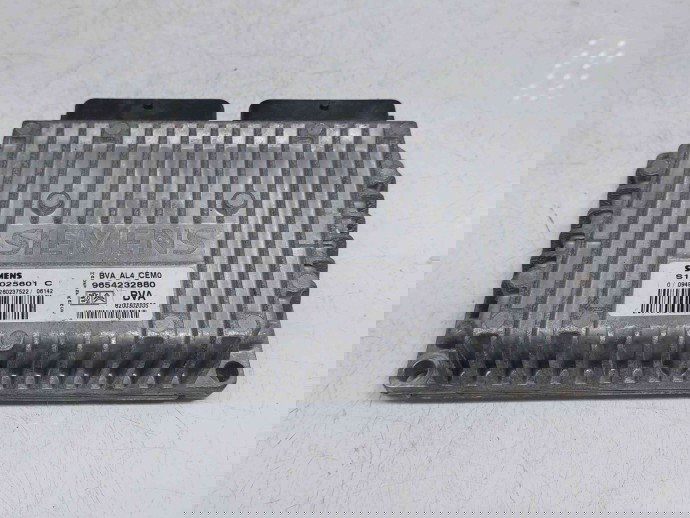 Calculator motor ECU Peugeot 307 CC (3B) [Fabr 2003-2009] 9654232880