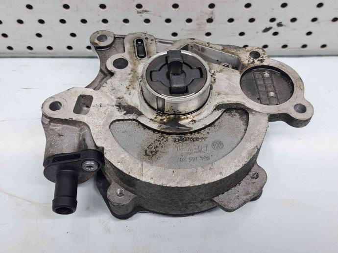 Pompa vacuum Skoda Octavia 2 Combi (1Z5) [Fabr 2004-2013] 03L100D 1.6 TDI CAYC  