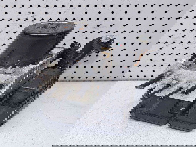 Pompa ABS Volvo XC60 [Fabr 2008-2017] 30681619 | 8G9N-2C405-AC 2.4 D5244T10  