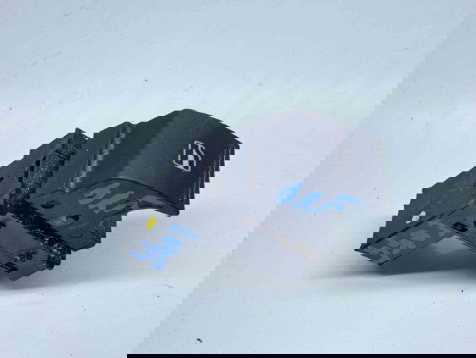  Buton geam dreapta fata Seat Ibiza 5 (6P1,6J5) Hatchback [Fabr 2008-2017] 7L6959855B