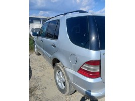 Dezmembrez Mercedes ML270 (W163) 2.7 CDI 20V 1998-2005