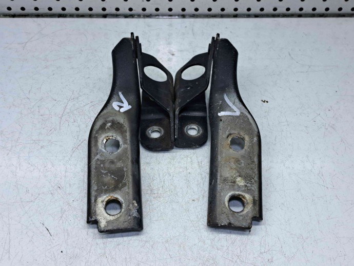 Set balamale capota Audi A3 Sportback (8PA) [Fabr 2004-2013] 8P0823301B | 8P0823302B