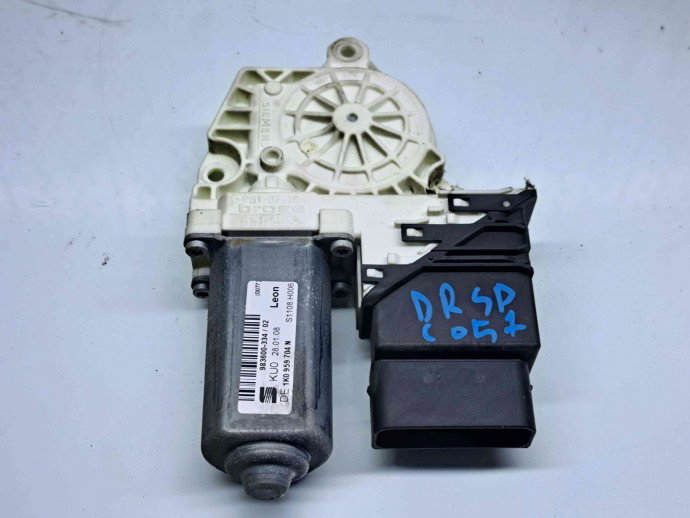 Motoras geam dreapta spate Seat Leon (1P1) [Fabr 2005-2011] 1K0959704N