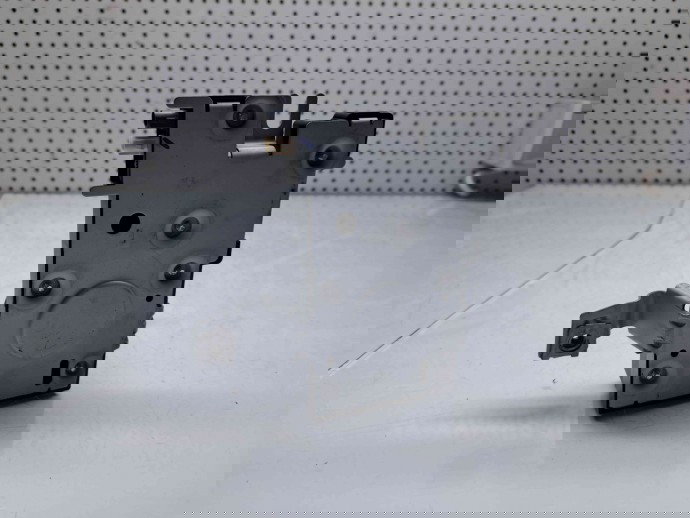 Amplificator antena Audi A3 Sportback (8PA) [Fabr 2004-2013] 8P4035225D