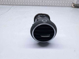  Grila aerisire dreapta Audi A3 Sportback (8PA) [Fabr 2004-2013] 8P0820901A