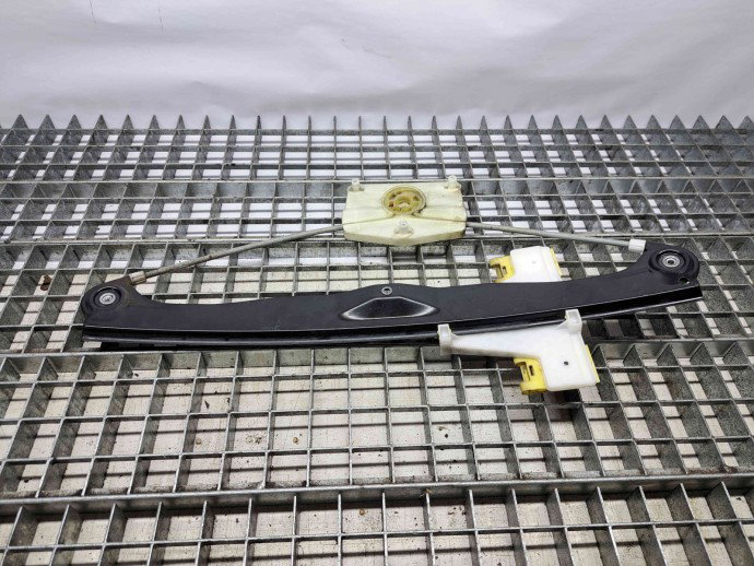 Macara electrica geam dreapta spate Audi A3 Sportback (8PA) [Fabr 2004-2013] 8P4839462A