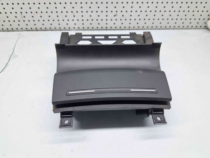  Scrumiera Audi A3 Sportback (8PA) [Fabr 2004-2013] 8P0857951