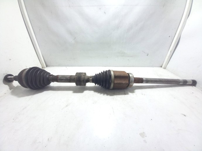 Planetara dreapta fata Ford Kuga 2.0  TDCI OEM 2008-2012