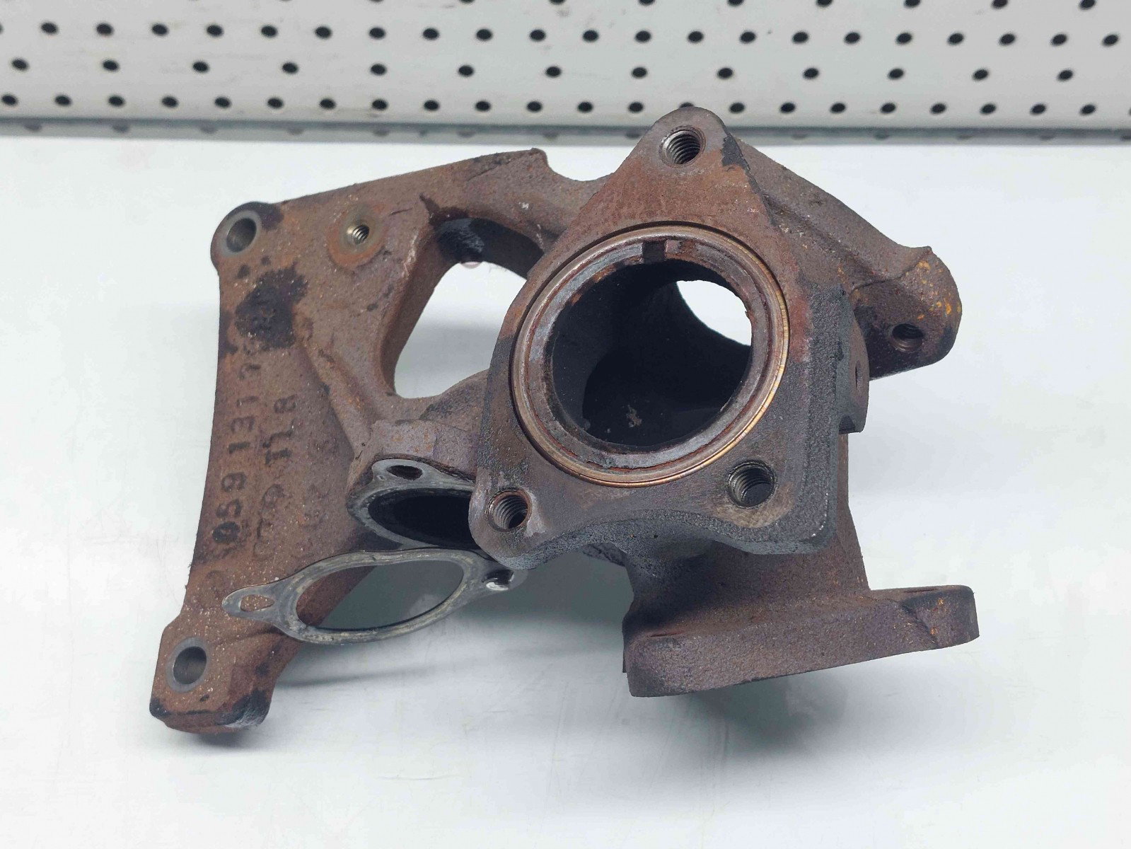 Galerie evacuare Audi A4 (8K2, B8) [Fabr 2008-2015] 059131799R 2.7 TDI CGKA 2.7 TDI CGKA 140KW / 190CP - imagine 1