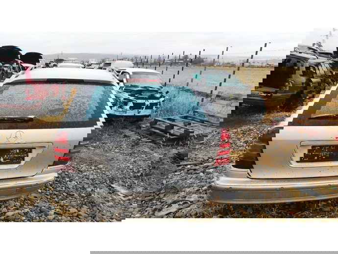 Dezmembrez Mercedes C220 S203 2.2 CDI 2001-2007