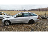 Dezmembrez Mercedes C220 S203 2.2 CDI 2001-2007