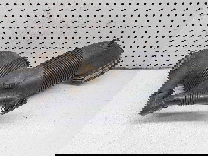 Tub admisie aer Audi A3 Sportback (8PA) [Fabr 2004-2013] 3C0129654M