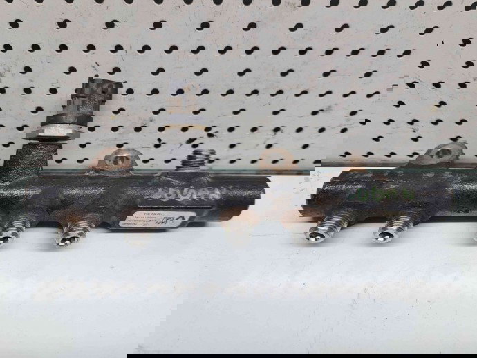 Rampa injectoare Dacia Logan 2 [Fabr 2012-2020] 140450784 0.9 TCE 0.9 TCE 55KW / 75CP