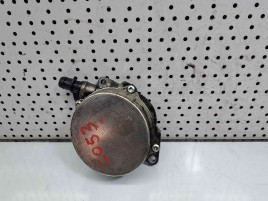 Pompa vacuum Audi Q7 (4LB) [ Fabr 2006-2014] 057145100AE 3.0 TDI CASA 3.0 TDI CASA 176KW / 240CP