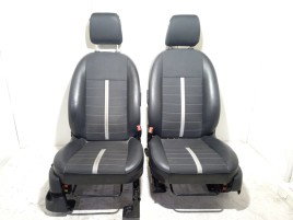 Interior complet  semipiele cu incalzire in scaune Ford Kuga 2008-2012