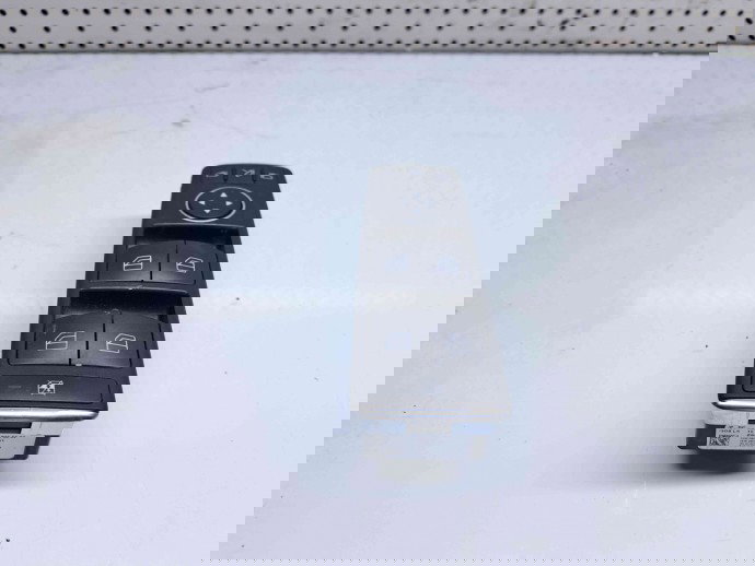  Butoane comanda geamuri sofer Mercedes Clasa C (W204) [Fabr 2007-2014] A2049055402