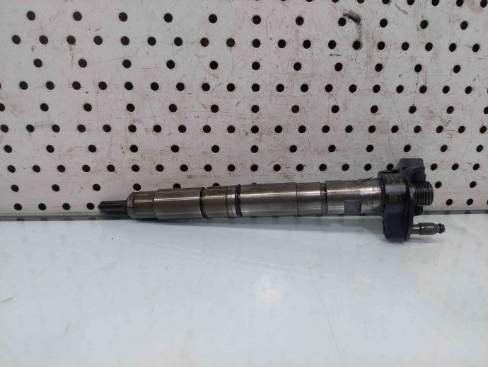Injector Audi A4 (8K5, B8) Avant [Fabr 2008-2015] 03L130277 2.0 TDI CAGA 105KW / 143CP  