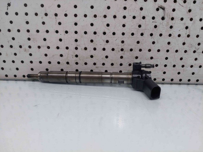 Injector Audi A4 (8K5, B8) Avant [Fabr 2008-2015] 03L130277 2.0 TDI CAGA 105KW / 143CP  