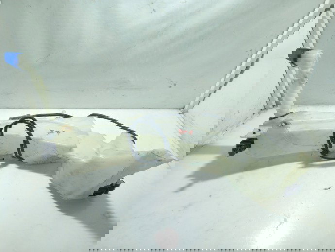 Vas lichid parbriz Ford Kuga  6M5T-F221050 2008-2012