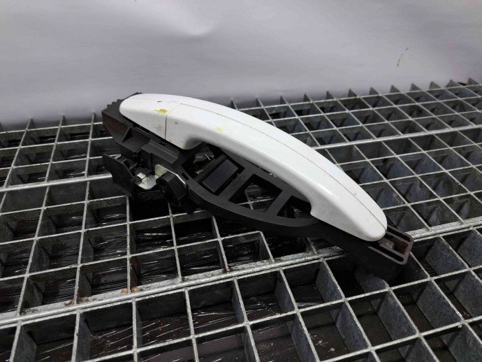Maner usa stanga fata Ford Focus 3 Facelift [Fabr 2014-2019] Frozen White