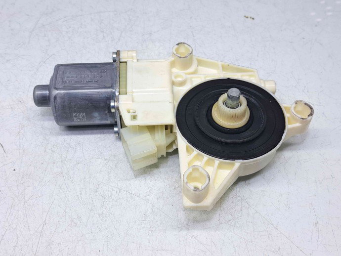 Motoras geam dreapta fata Mercedes Clasa E (W212) [Fabr 2009-2016] A2048200242 | 0130822502