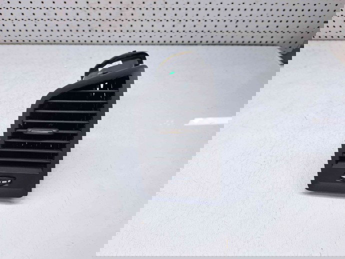  Grila aerisire stanga Volvo XC60 [Fabr 2008-2017] 1009820