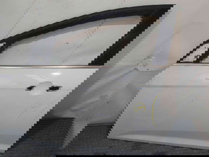 Usa stanga fata Ford Focus 3 Facelift [Fabr 2014-2019] Frozen White