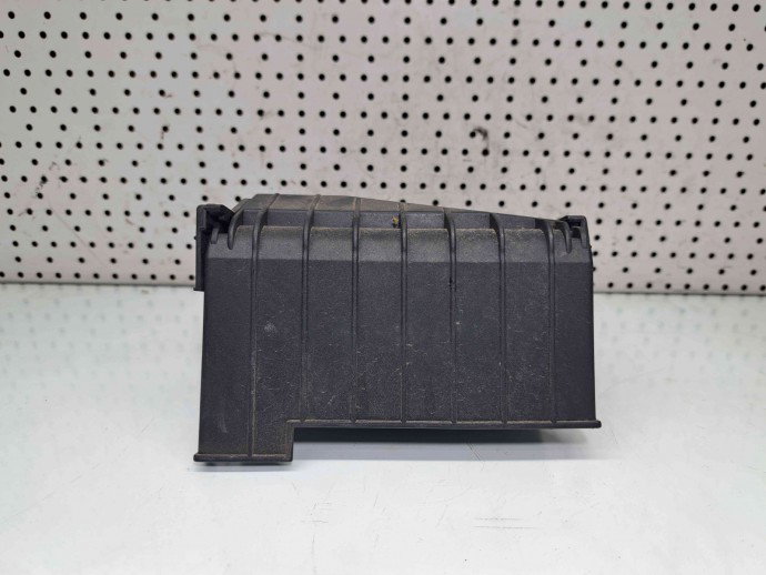  Capac panou sigurante Volkswagen Tiguan (5N) [Fabr 2007-2016] 1K0937132F 