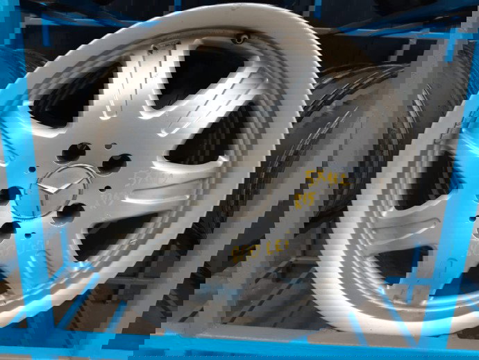 Jante aliaj Mercedes R15 5x112