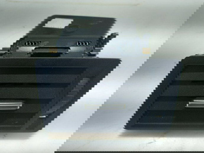 Grila aerisire dreapta Ford Kuga  3M51-R018B08 2008-2012